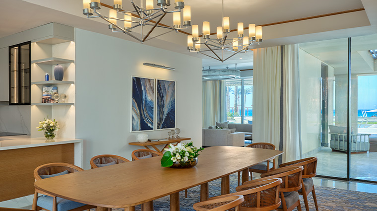 palace beach resort villa dining