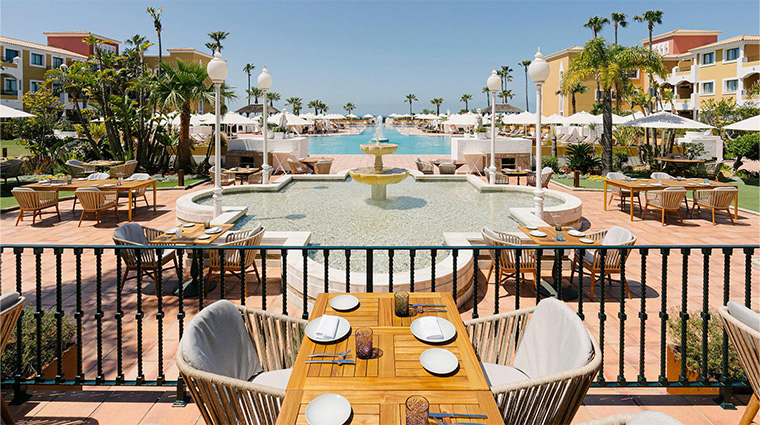 palacio de sancti petri gran melia entrevientos restaurant terrace
