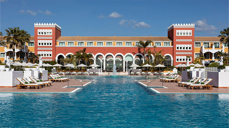 palacio de sancti petri gran melia pool frontal