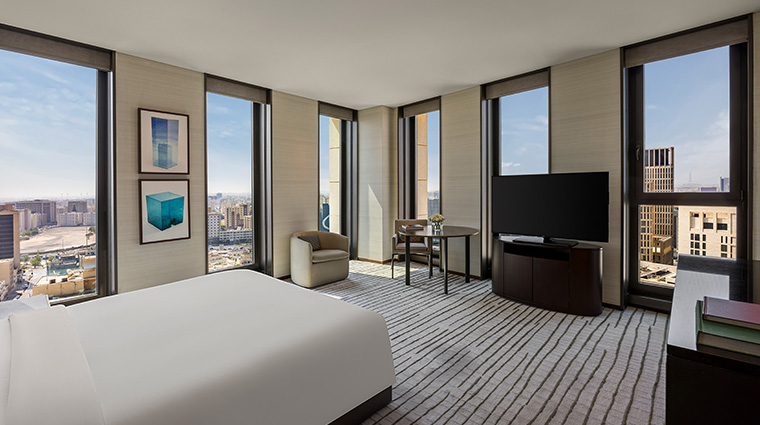 park hyatt doha king bedroom city view