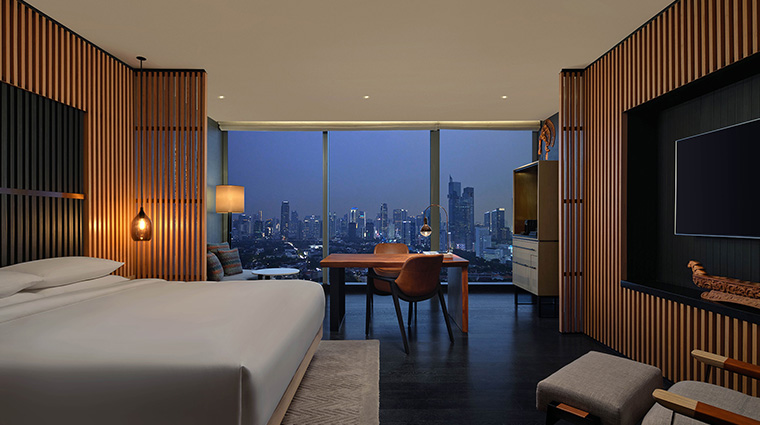 park hyatt jakarta guestroom park king with skyline
