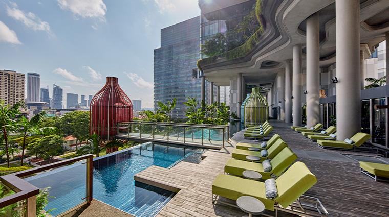 parkroyal collection pickering singapore poolside