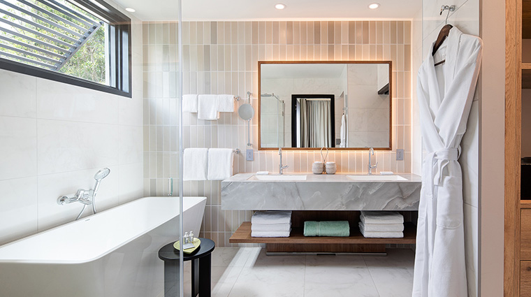 peter island resort beachfront bathroom