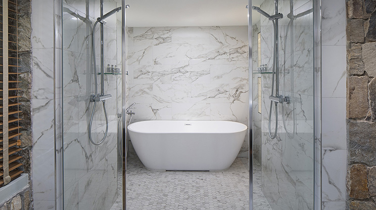 peter island resort junior suite bathroom