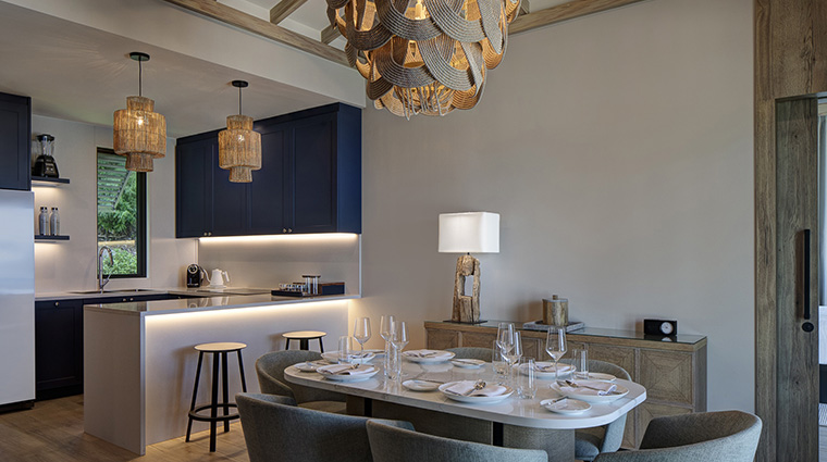 peter island resort villa dining