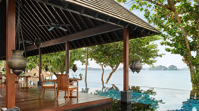 phulay bay a ritz carlton reserve lae lay restaurant sea view
