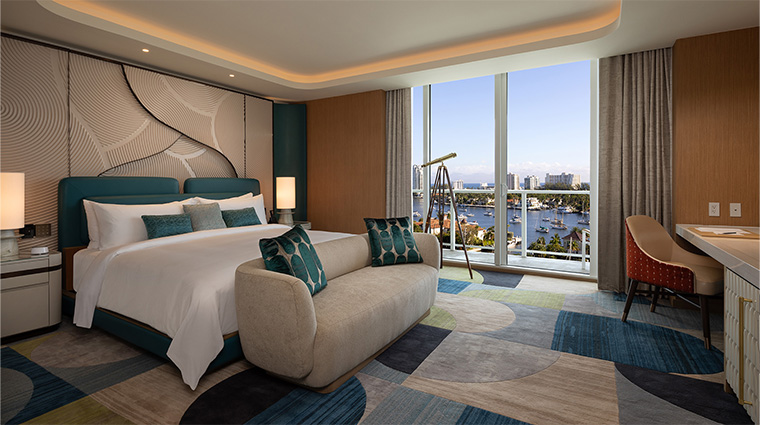 pier sixty six resort presidential master bedroom