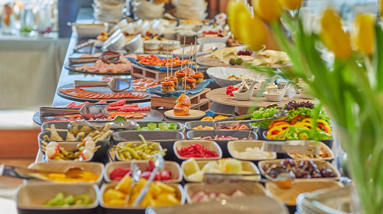 pleta de mar luxury hotel by nature Breakfast