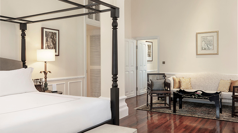 raffles hotel le royal suite master bedroom1