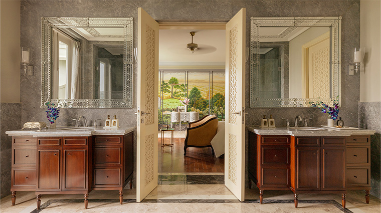 raffles udaipur presidential suite2