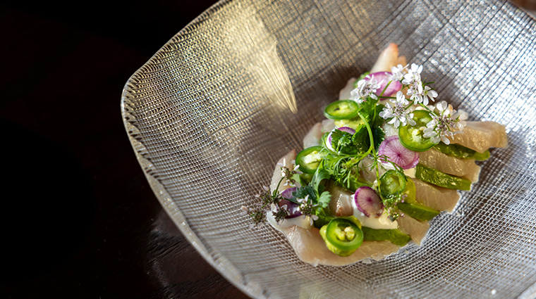 raya hamachi tiradito