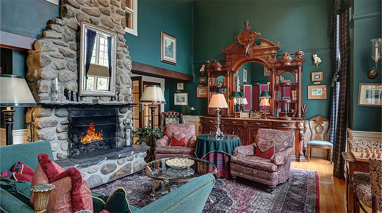 ripplecove hotel and spa green room
