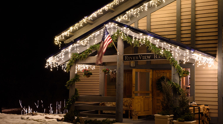 river view ranch holiday decorations