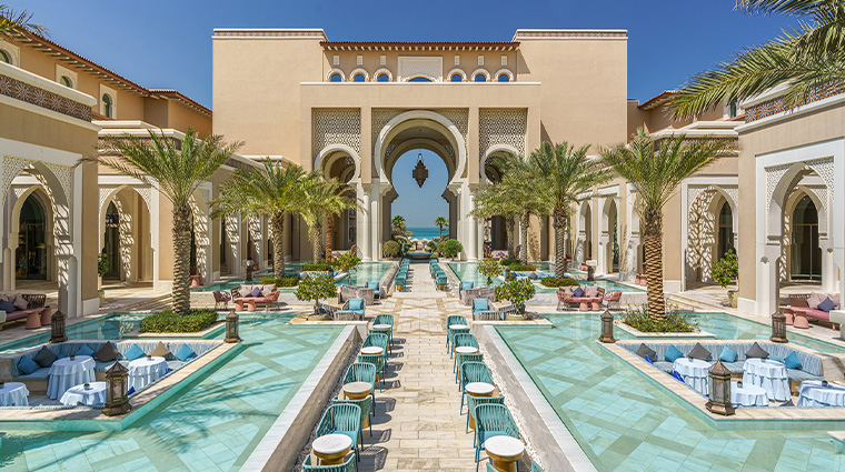 1rixos premium saadiyat island courtyard