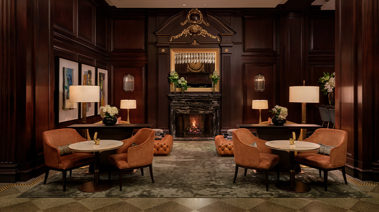 rosewood hotel georgia lobby fireplace