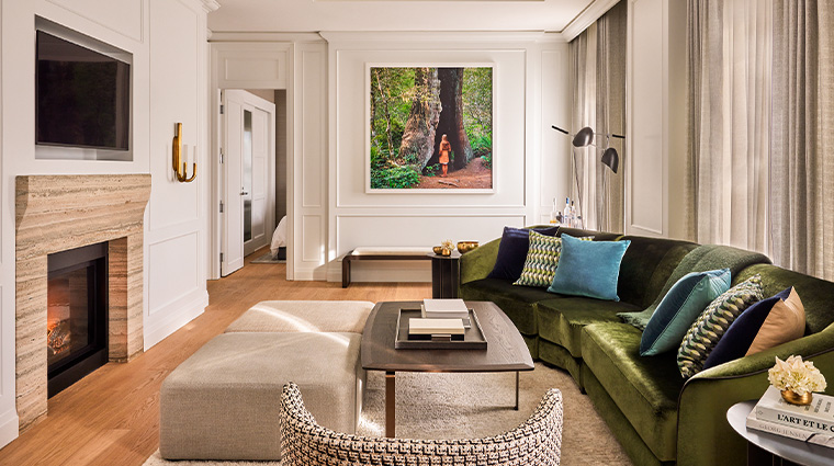 rosewood hotel georgia rosewood suite living room2026
