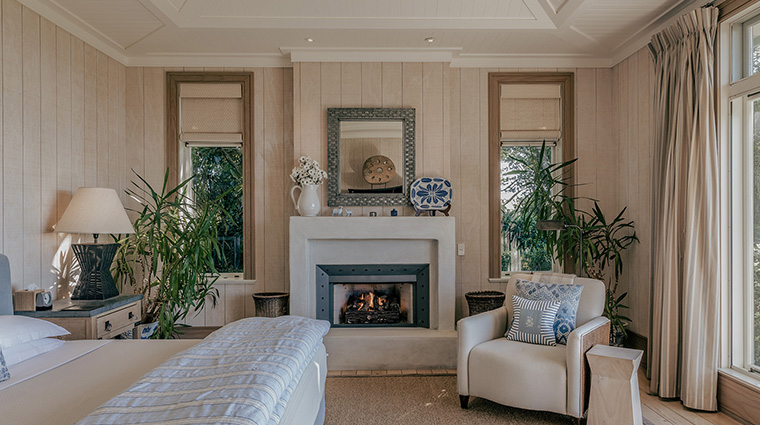 rosewood kauri cliffs rooms two bedroom villa master bedroom