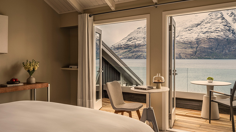 rosewood matakauri lake view deluxe room