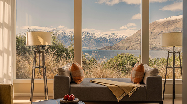 rosewood matakauri lake view suite living