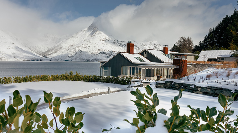 rosewood matakauri lodge exterior winter