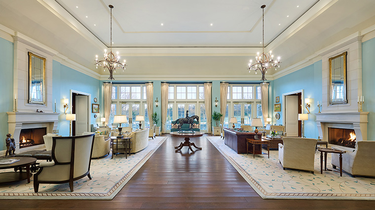 salamander middleburg living room2