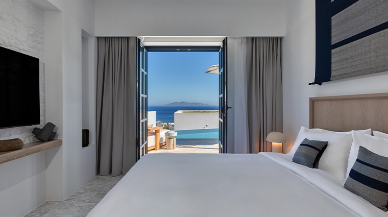 sandblu santorini lxr hotels resorts Villa Orama Master Bedroom Sandblu Resort