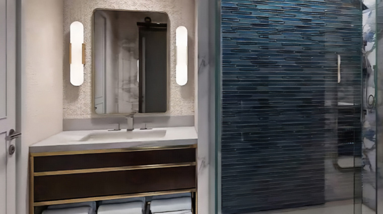 saracen casino resort 2 bay suite bathroom