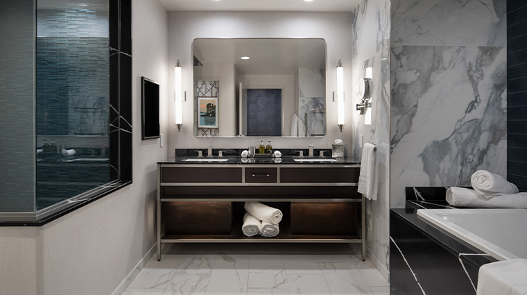 saracen casino resort bathroom