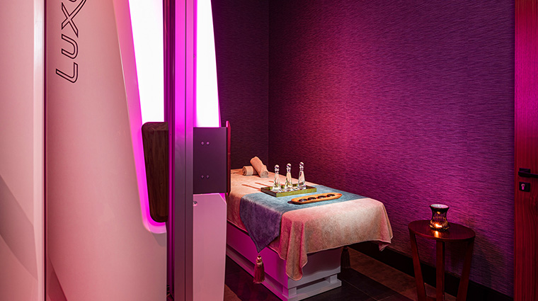 sensum spa and pro beauty massage table2
