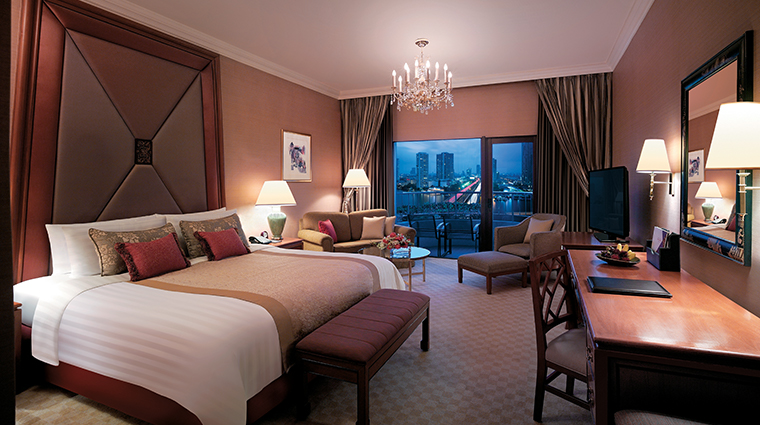 shangri la hotel bangkok bedroom view