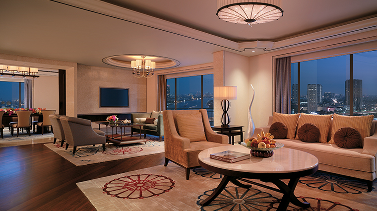 shangri la hotel bangkok suite living room area