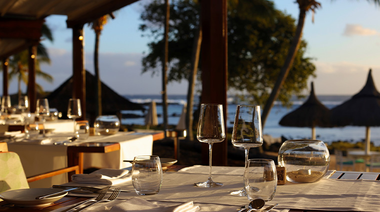 shanti maurice resort spa stars retaurant