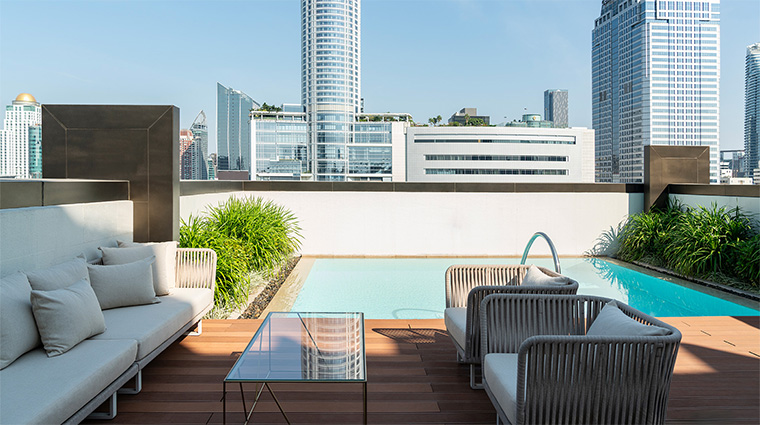 siam kempinski hotel bangkok presidential terrace suite pool with view
