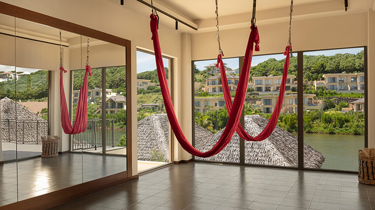 six senses la sagesse aerial yoga