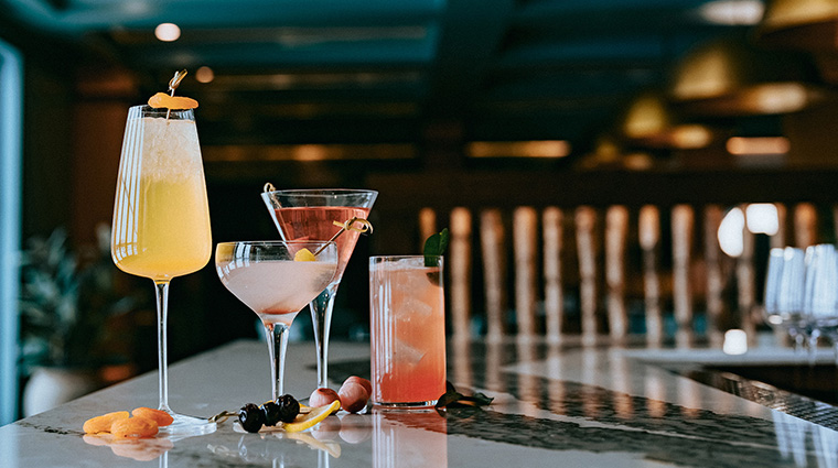 skaneateles fields resort and spa cocktails at fields restaurant