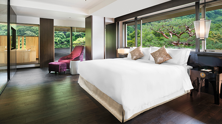 suiran a luxury collection hotel kyoto presidential corner bedroom