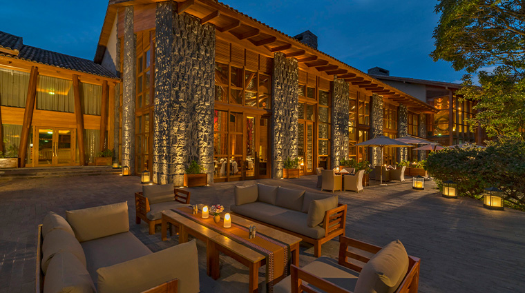 tambo del inka a luxury collection resort spa Hawa Restaurant Terrace