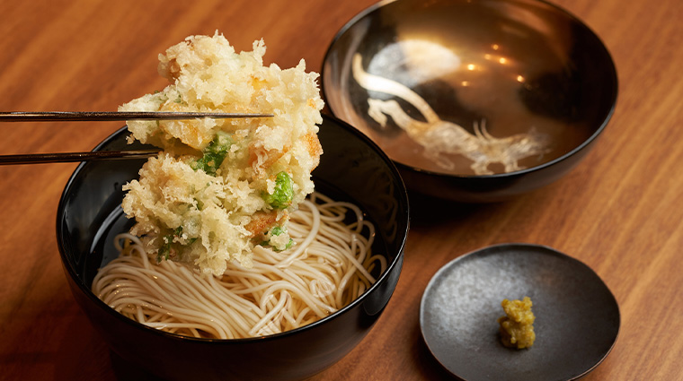 tempura uchitsu baby scallop noodles