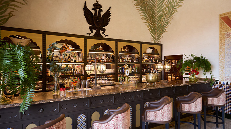 the alhambra palace hotel cesars bar