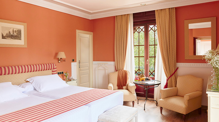 the alhambra palace hotel clasica vista
