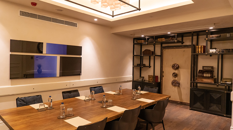 the bank hotel istanbul halic meeting room