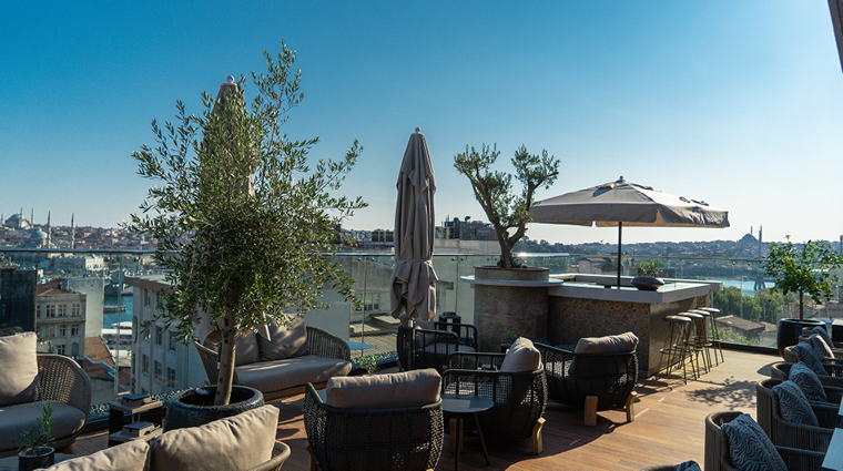 the bank hotel istanbul terrace roof bar 2