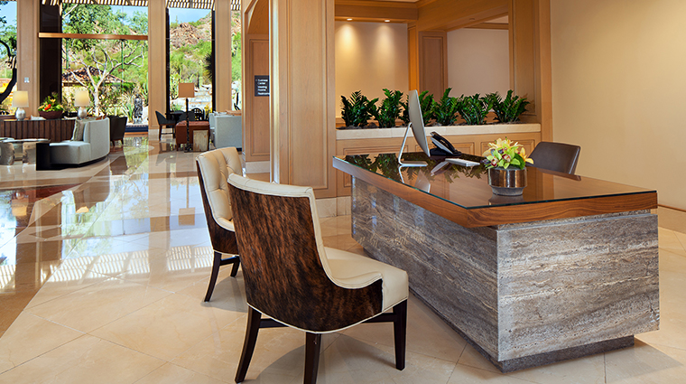 the canyon suites at the phoenician a luxury collection resort concierge desk