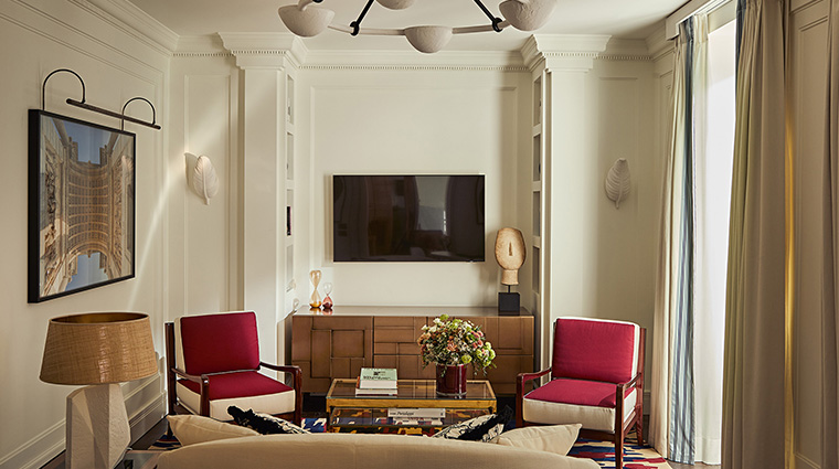 the carlton a rocco forte hotel deluxe suite3