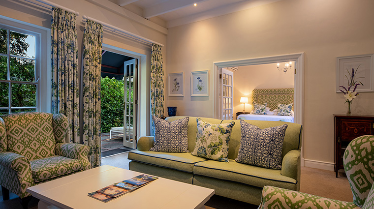 the cellars hohenort premier suite2