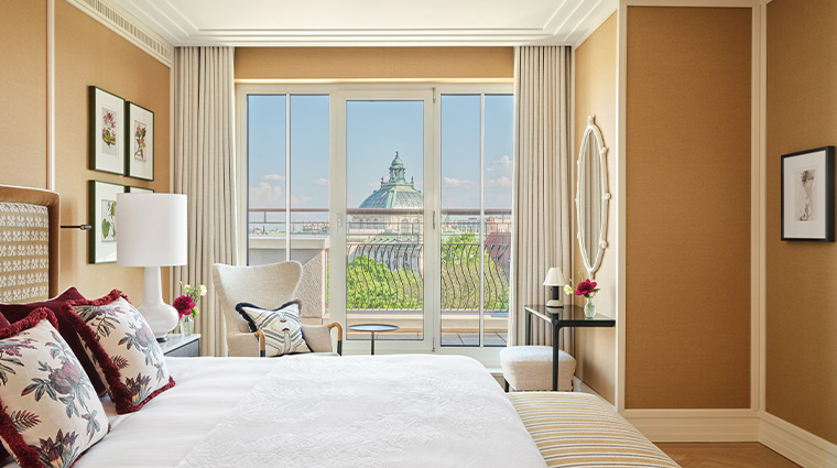 the charles hotel a rocco forte hotel new guestroom