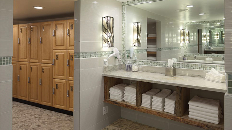 the cliffs hotel and spa locker room