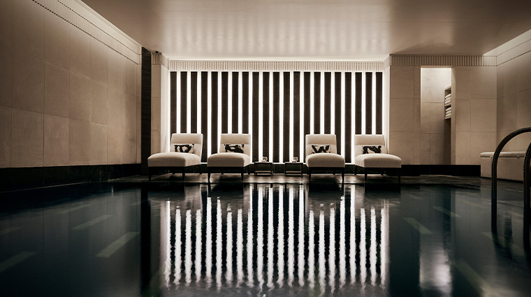 the connaught CON AMAN SPA POOL 01