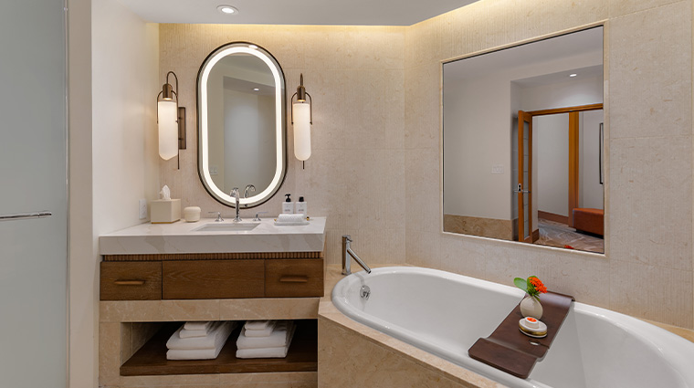The Cove Double Queen Ocean Suite Model Room Bathroom 2