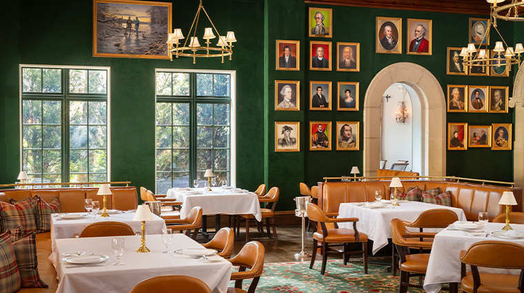 the dining room at georgian rooms cloister green